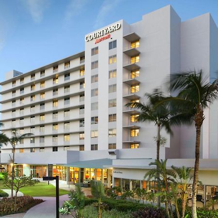 Отель Courtyard By Marriott Miami Airport Экстерьер фото